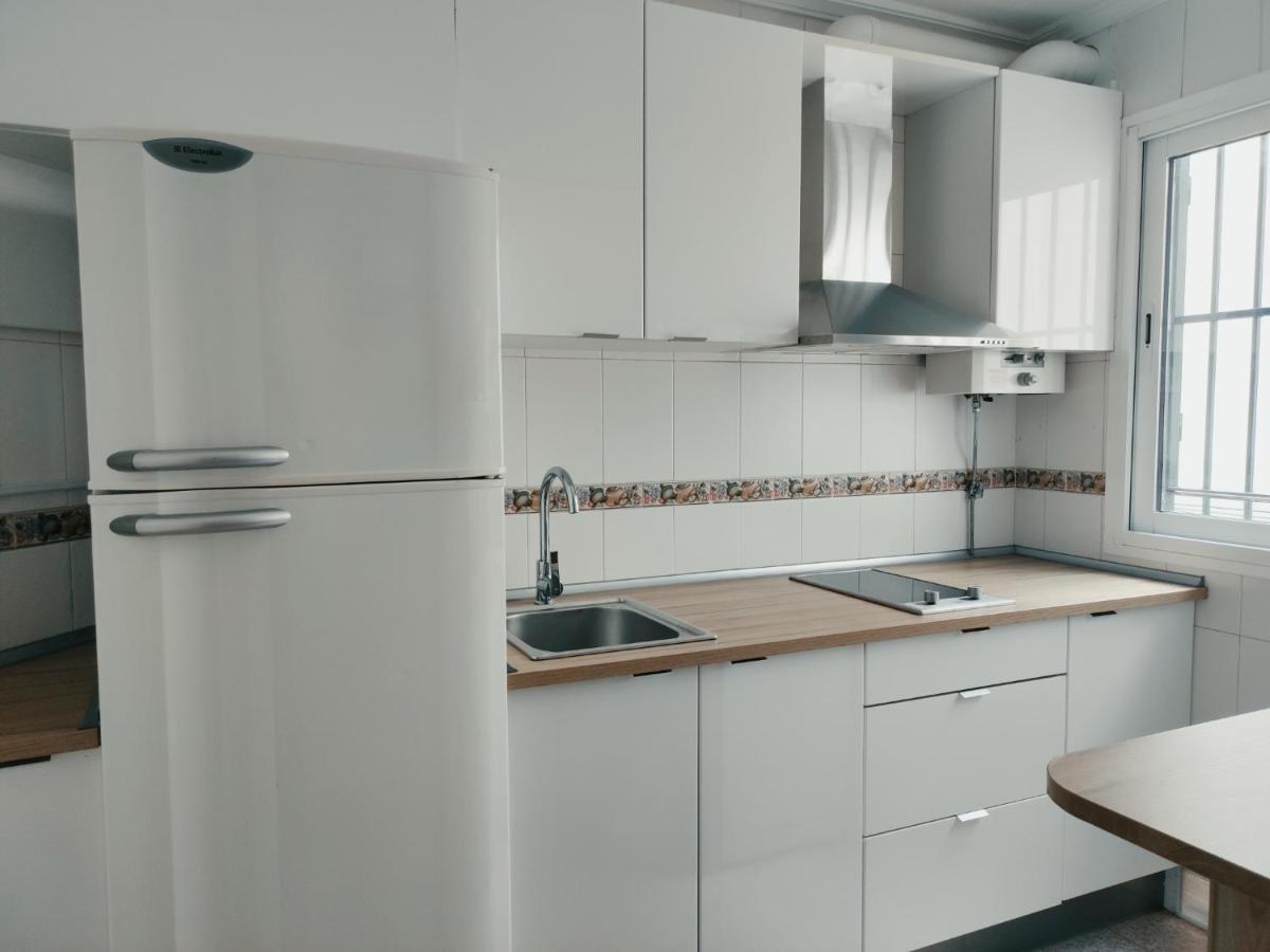 Casa Hiniesta.Amplia Y Luminosa.Perfecta Familias! Apartment Севиля Екстериор снимка