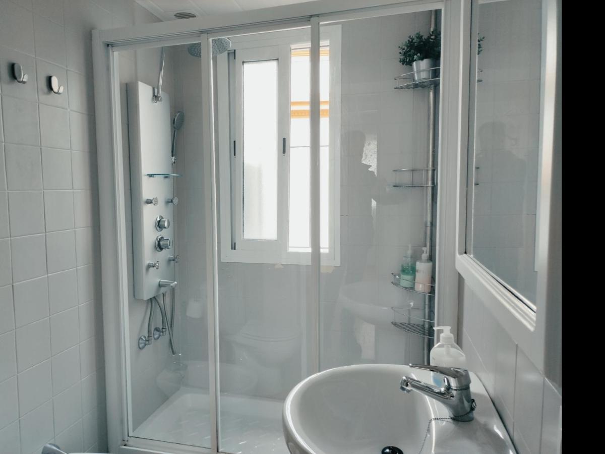 Casa Hiniesta.Amplia Y Luminosa.Perfecta Familias! Apartment Севиля Екстериор снимка