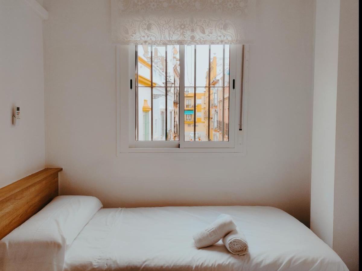 Casa Hiniesta.Amplia Y Luminosa.Perfecta Familias! Apartment Севиля Екстериор снимка